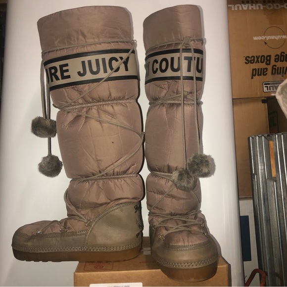 Juicy Couture Shoes - #1224 A2DD Juicy Couture Moon Snow Boots Used with box Sz10 khaki